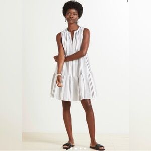EVEREVE Sundry Everyday Dress Sz 1 Small Med White Stripe Tiered Sleeveless Dres